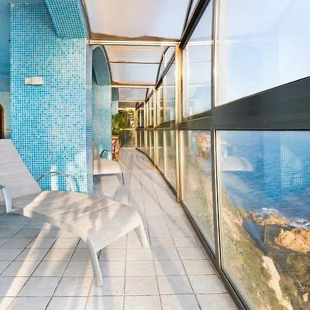Sleeps 8 With Pool Air Con And Wifi Льорет-де-Мар